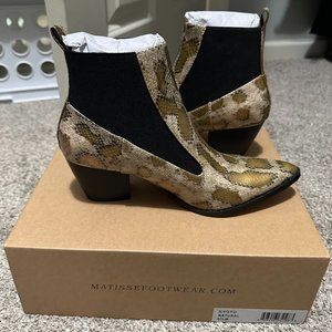 Coconuts by Matisse Kyoto Snake Print Bootie Size 6.5 Brand New